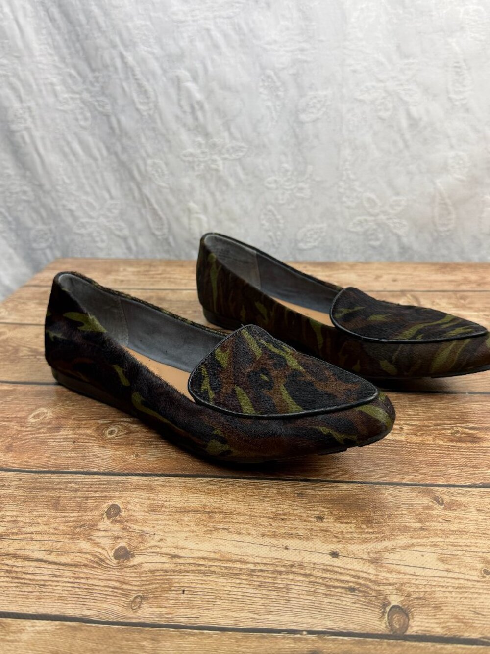 New Me Too Army Cargo Camouflage Camo Slip On Wedge Loafers Women’s Size 9.5